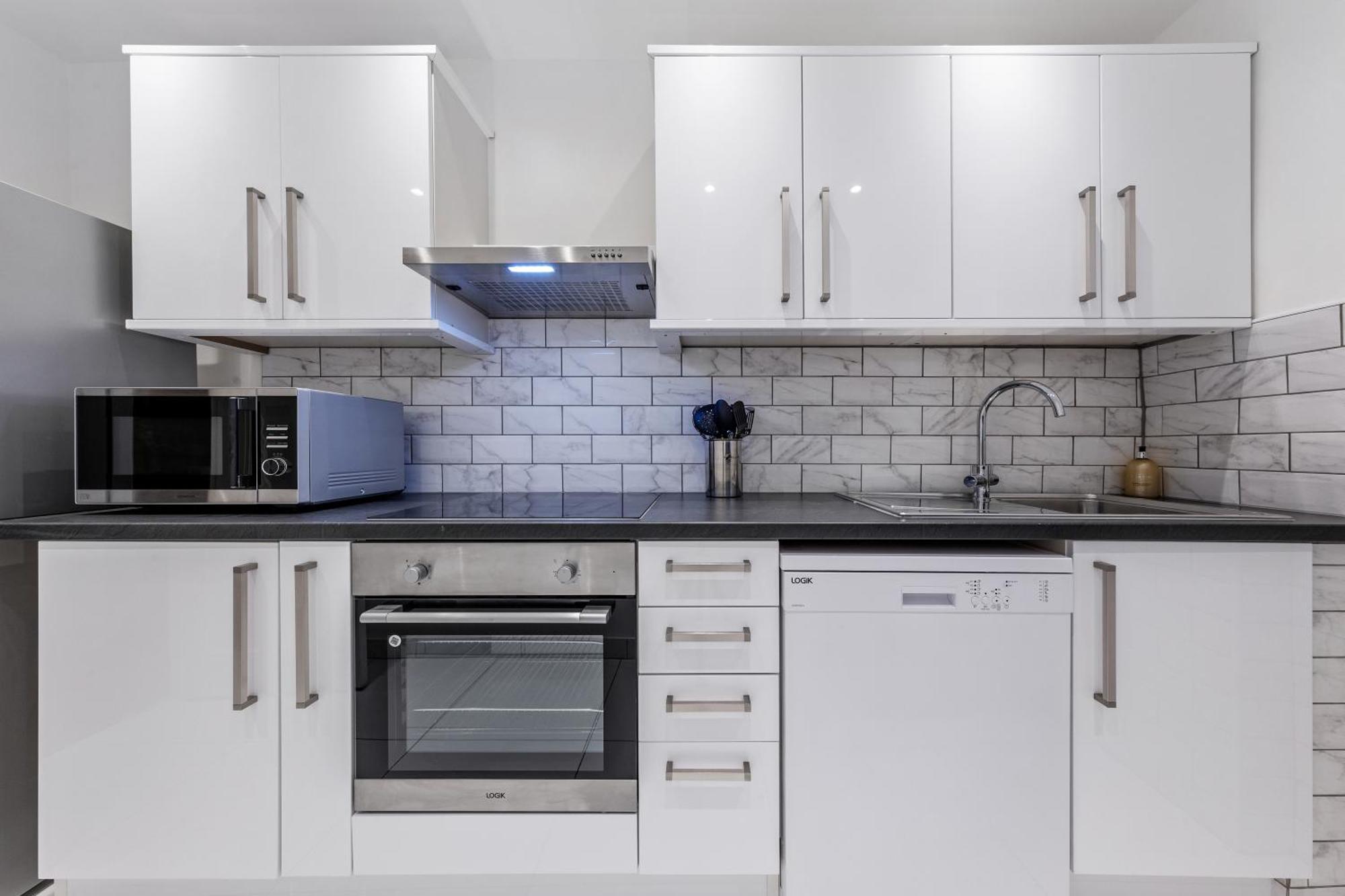 Sparkle 1bed Flat Step Away Hyde Park And Oxford Street Londra
